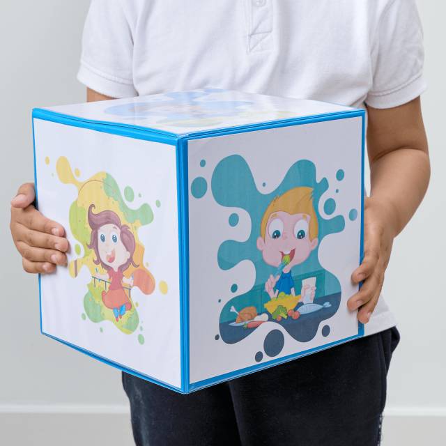 cubo de gran formato para jugar en el aula
